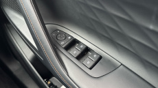 MG HS 1.5 T-GDI Trophy 5dr DCT Petrol Hatchback